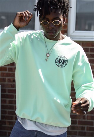 SWEATSHIRT IN MINT GREEN WITH BACK PRINT