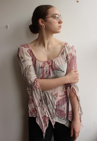 BABY PINK WHITE FLOATY FLORAL Y2K TOP