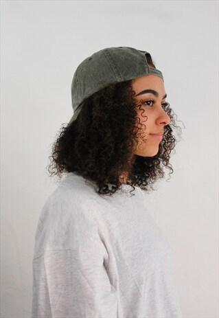G&G UNISEX WRITING WASHED OLIVE CAP