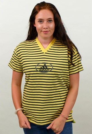 VINTAGE ADIDAS T-SHIRT