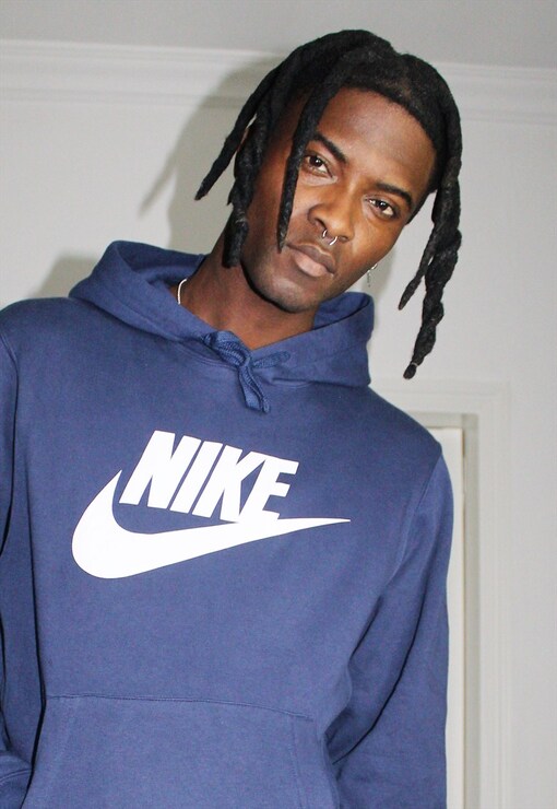 garment image
