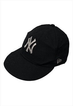 Vintage MLB New Era Yankees Black Snapback Cap Mens