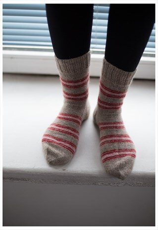 BROWN STRIPED HANDMADE KNITTED WOOL SOCKS