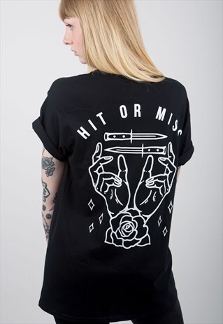 HANDS & KNIVES BLACK T-SHIRT