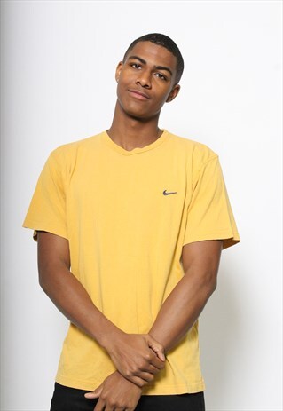 VINTAGE NIKE T-SHIRT