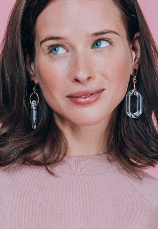 CLEAR LINK EARRINGS