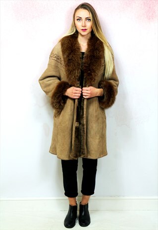 1970S VINTAGE BROWN SHEEPSKIN SHERLING BOHO OVERSIZED COAT