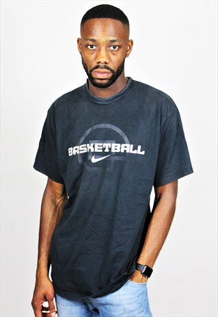 RETRO / 90'S / NIKE / BLACK T-SHIRT