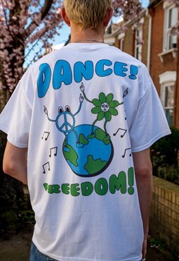 Short Sleeved T-Shirt in White with Worldwide Freedom print