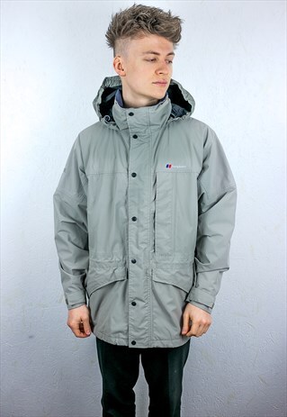 VINTAGE BERGHAUS AQUAFOIL JACKET