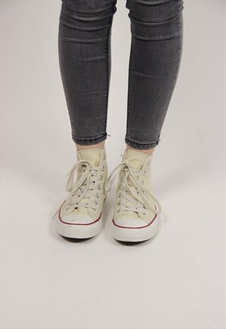 VINTAGE CONVERSE TRAINERS