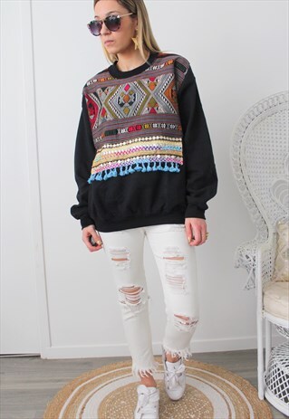 SWEATSHIRT EMBROIDERY