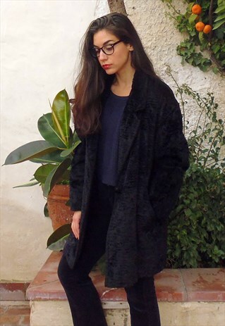 VINTAGE OVERSIZE FAUX FUR COAT