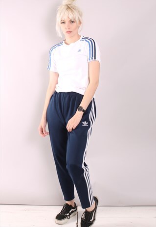 VINTAGE ADIDAS T-SHIRT