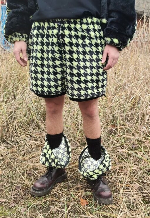 garment image