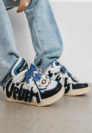 CLASSIC SNEAKERS GRAFFITI PATCH SKATER SHOES IN WHITE BLUE