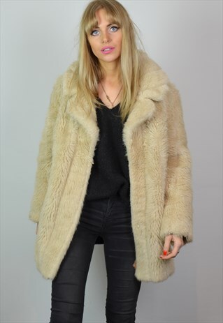 VINTAGE 60S LIGHT BLONDE CREAM FAUX FUR JACKET / COAT