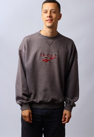 VINTAGE BRANDED REEBOK SWEATSHIRT