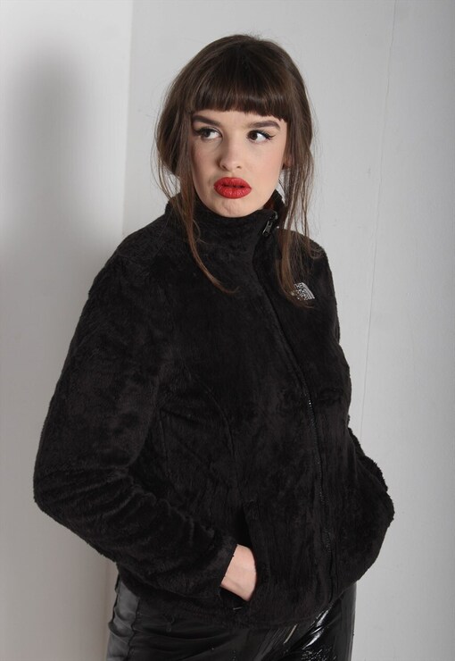 garment image