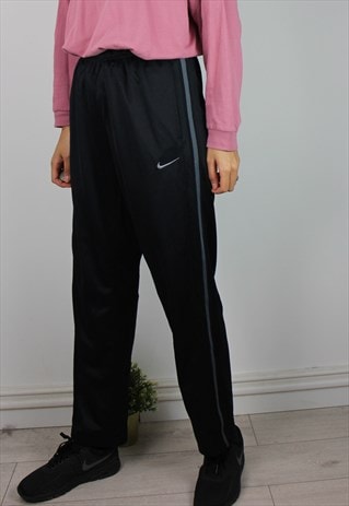 nike joggers and sweatpants