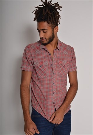 VINTAGE LEVIS SHORT SLEEVE CHECK SHIRT RED