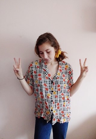 90S GRUNGE AUTUMN TARTAN PLAID FLORAL BLACK AND WHITE SHIRT