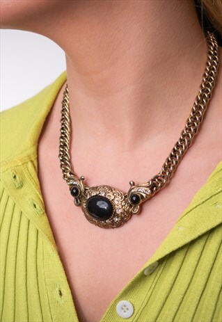 VINTAGE BLACK STONE NECKLACE