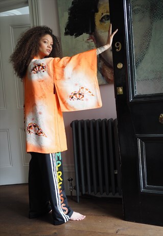 AMAZING, VINTAGE, ORANGE FANS KIMONO