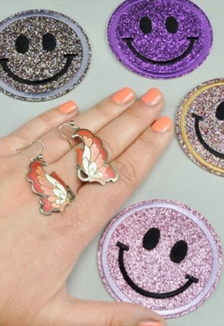 VINTAGE 80S BUTTERFLY ENAMEL CLOISONNE PINK & WHITE EARRINGS