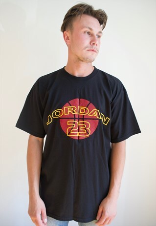 VINTAGE 90'S NIKE JORDAN T-SHIRT
