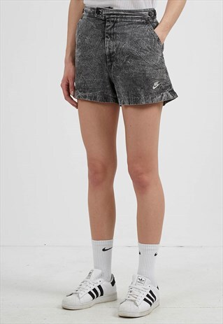VINTAGE BLACK NIKE DENIM MINI SHORTS