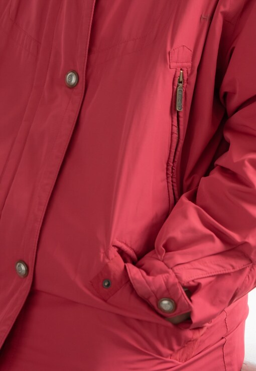 garment image