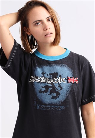 VINTAGE REEBOK T-SHIRT