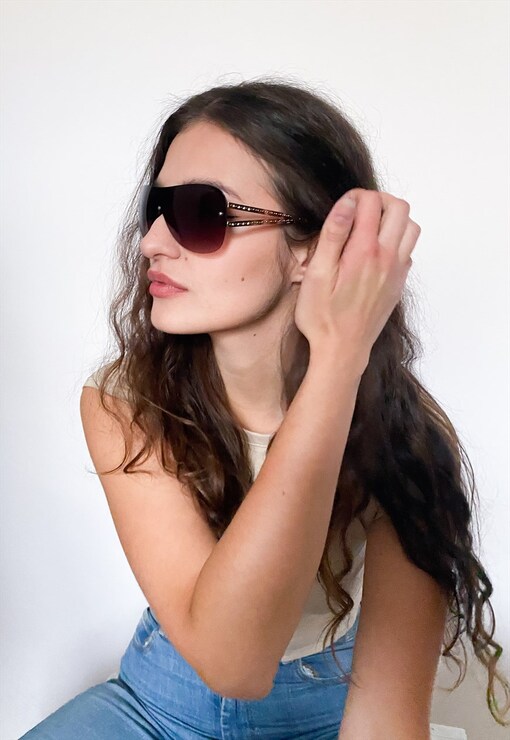 garment image
