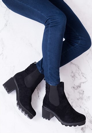 BLOCK HEEL ANKLE BOOTS IN BLACK SUEDE STYLE - RANGER TWO