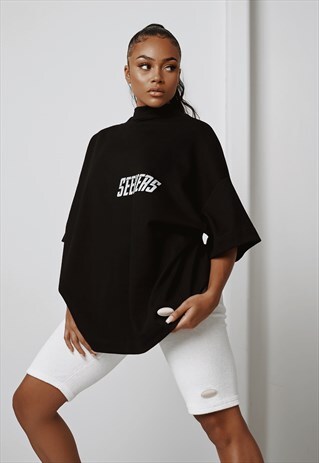 BLACK OVERSIZED HIGH NECK TEE WITH 'SEEKERS' SLOGAN