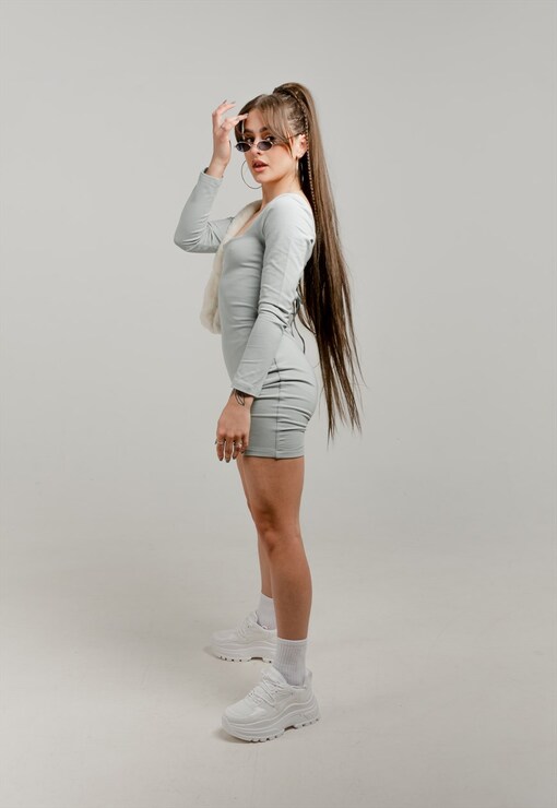 garment image