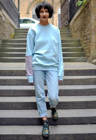 BABY BLUE OVERSIZED FLORAL PANEL JUMPER