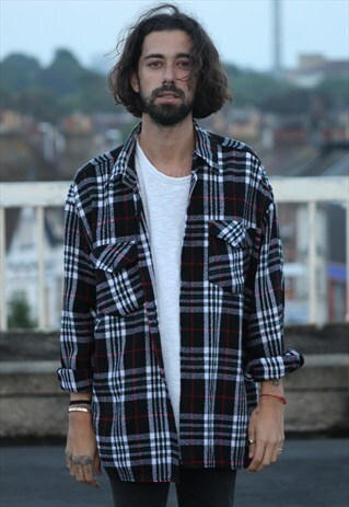 VINTAGE // 90'S // CASUAL SHIRT