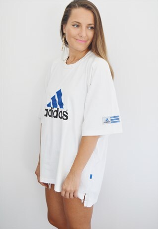 90S ADIDAS VINTAGE EMBROIDERED T-SHIRT