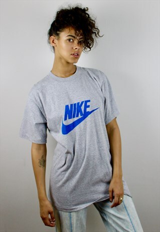 nike t shirt 90s