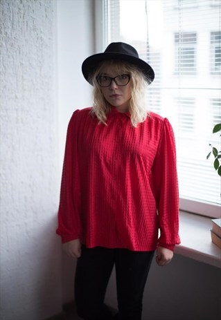 VINTAGE 80'S RED SHIRT