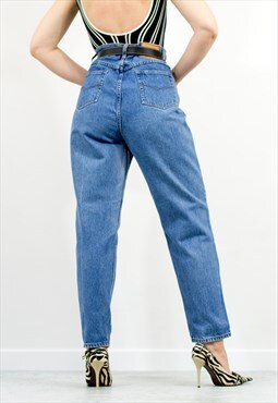 Vintage 90s mom jeans in blue tapered leg