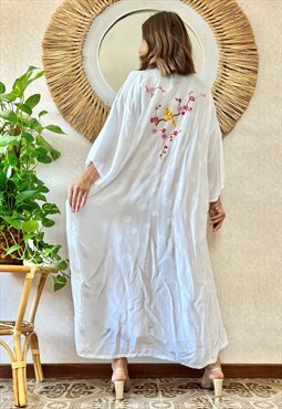 70's vintage white kimono with embroidered cherry blossom