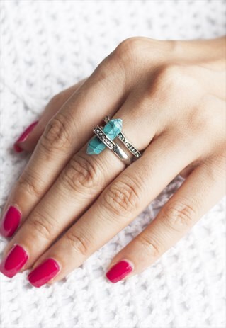 SET OF 2 SILVER RINGS WITH TURQUOISE STONE