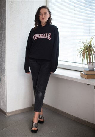VINTAGE 90'S BLACK JUMPER
