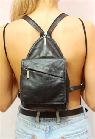 1990S VINTAGE JET BLACK REAL SOFT LEATHER BACKPACK