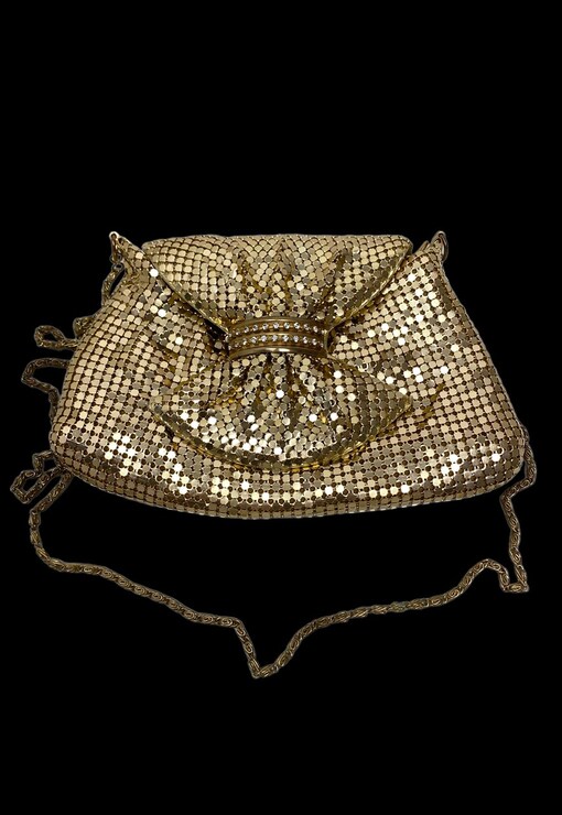 garment image