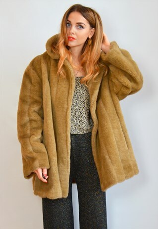 VINTAGE 1960S LIGHT BEIGE BROWN FAUX FUR COAT