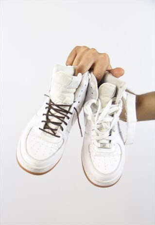 VINTAGE NIKE AIR HIGH-TOP WHITE TRAINERS